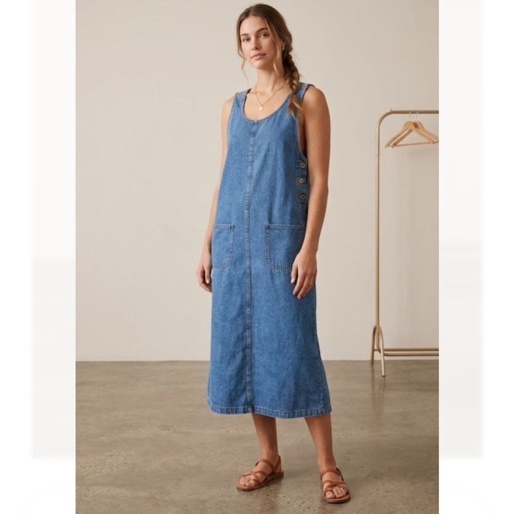 J.L.N.Y Vintage Blue Denim Women’s Dress size M